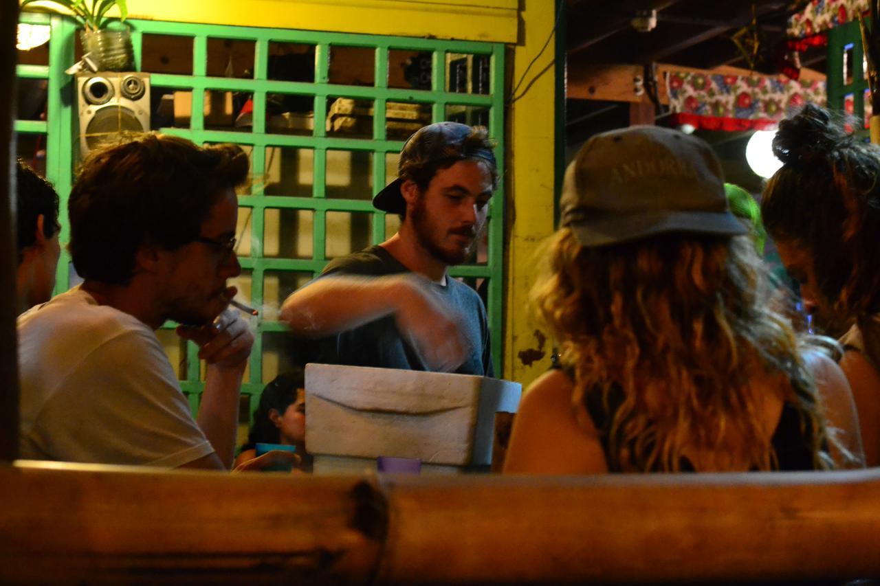 Coconut Hostel Bocas Town Bocas del Toro Exterior foto