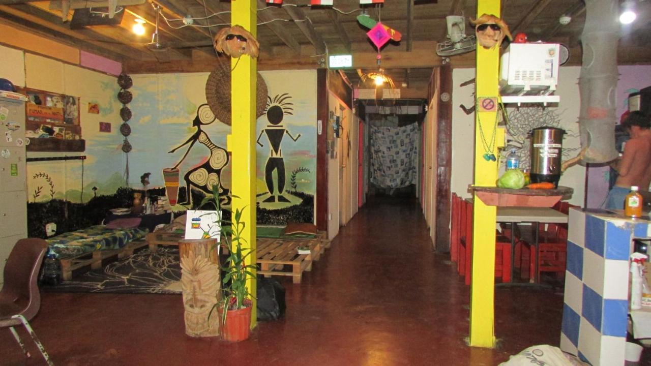 Coconut Hostel Bocas Town Bocas del Toro Exterior foto